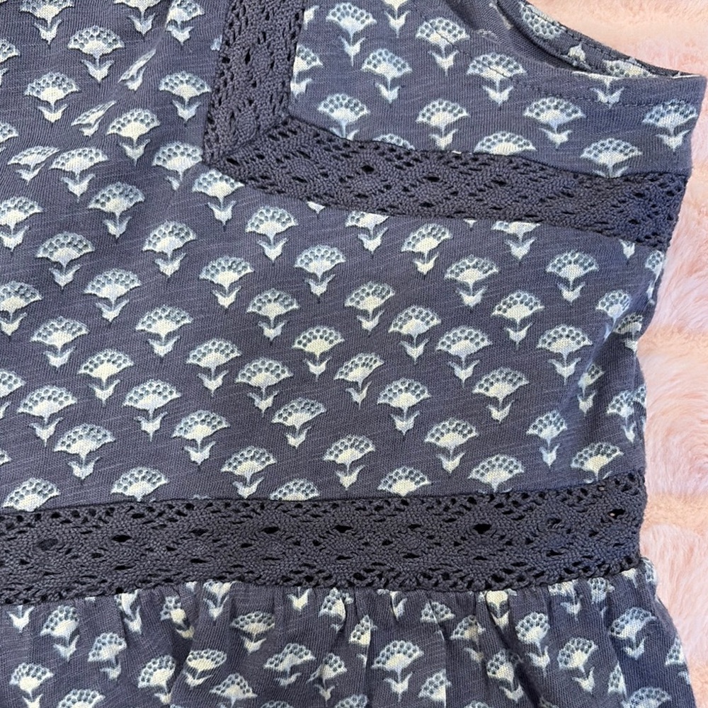 Lucky Brand Crop Top - Picture 3 of 11
